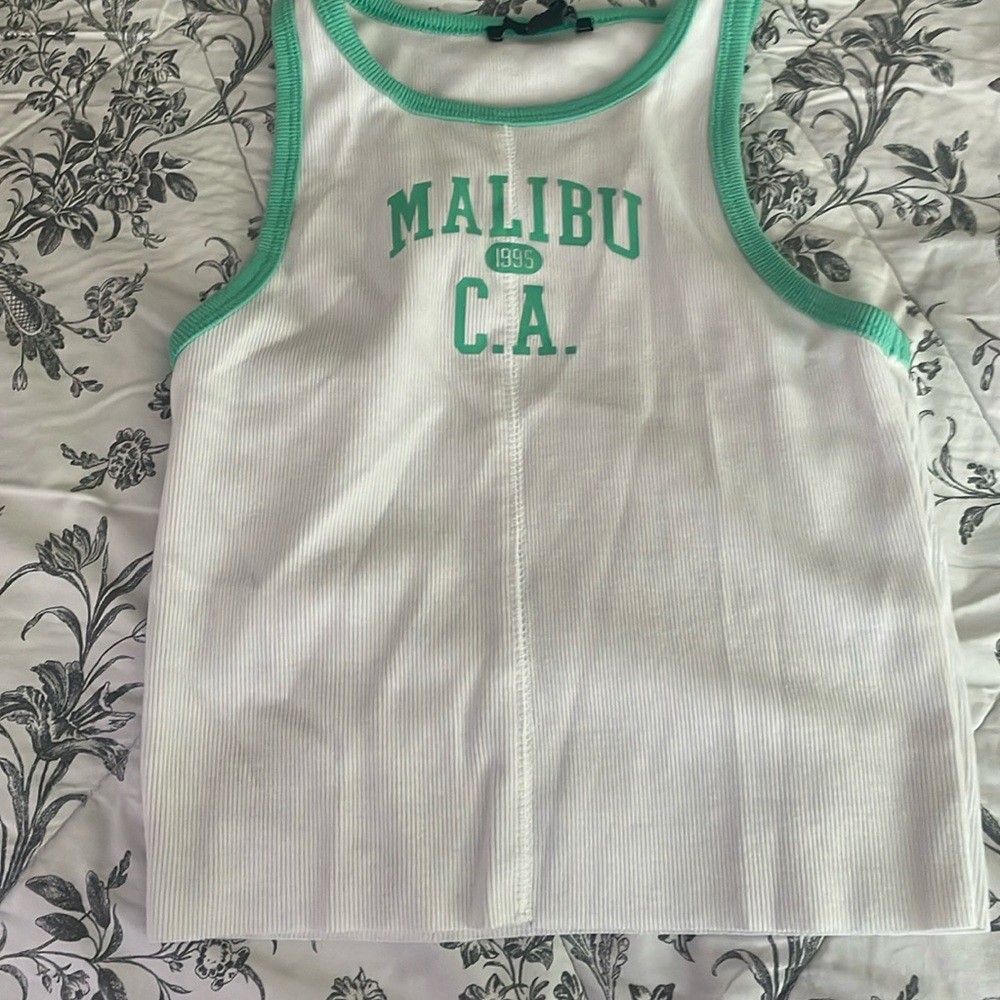 malibu crop top